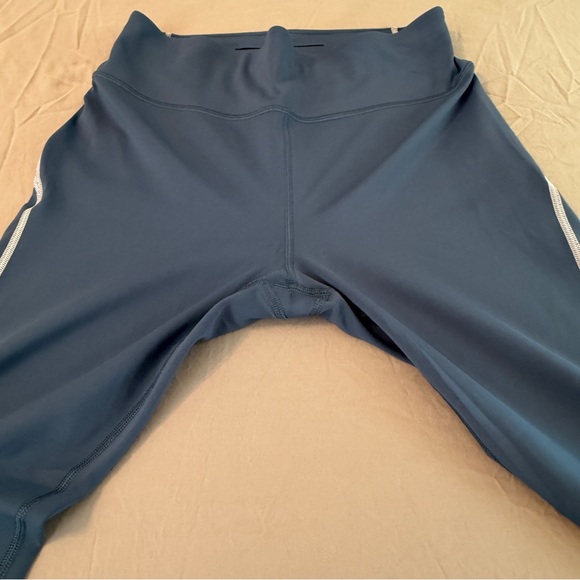 Peloton | 7/8 Length Leggings, Teal with White Accents - Picture 3 of 4